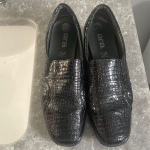 ARA Lucy Black Snake 9 US